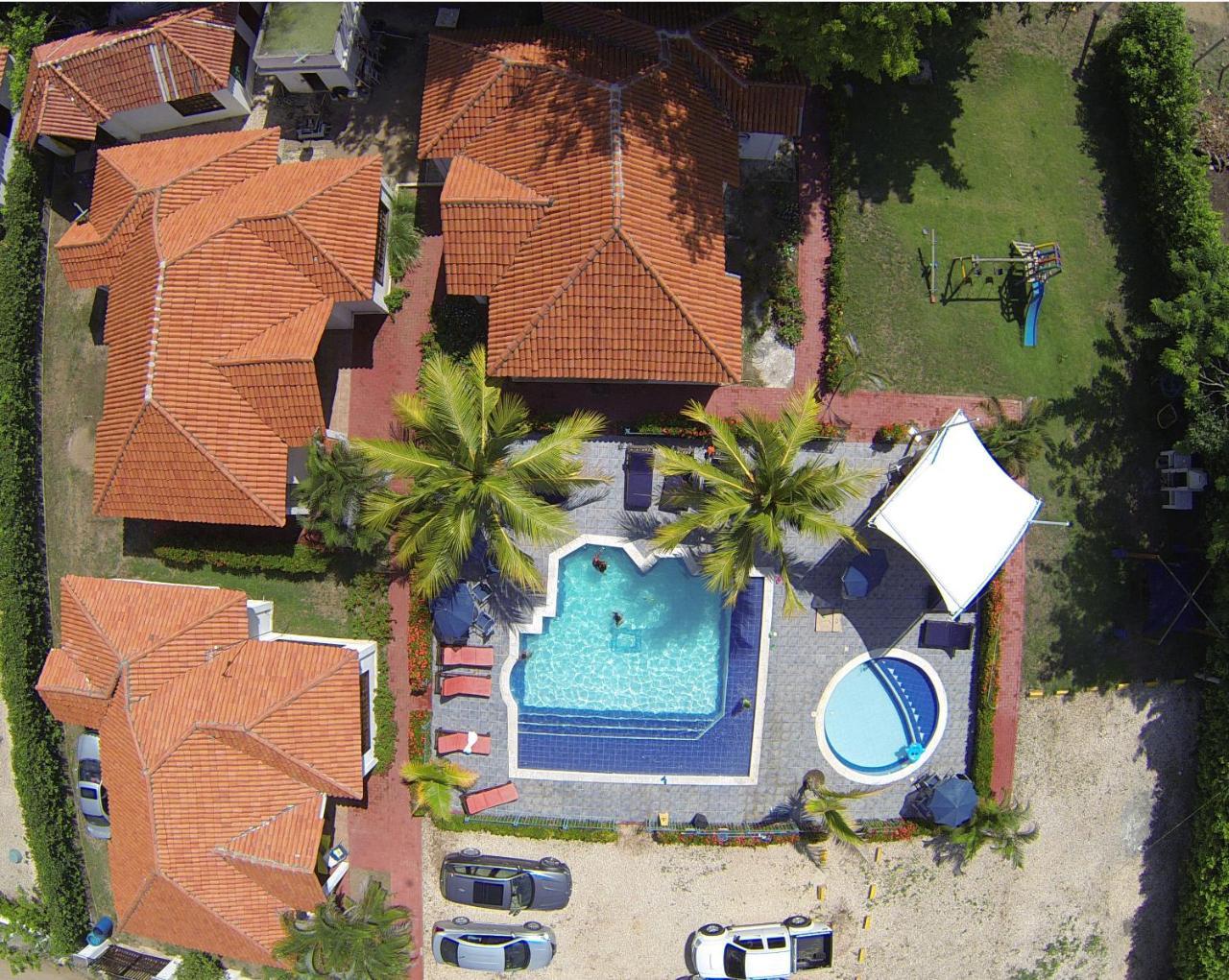 Condominio Atlantis Ковеньяс Экстерьер фото